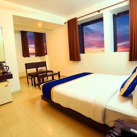 Ss Beach Resort Varkala Luaran gambar