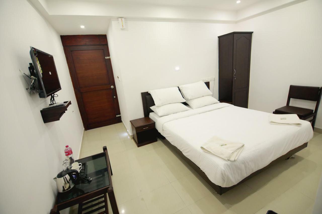Ss Beach Resort Varkala Luaran gambar