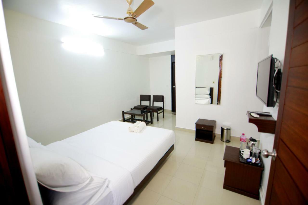 Ss Beach Resort Varkala Luaran gambar