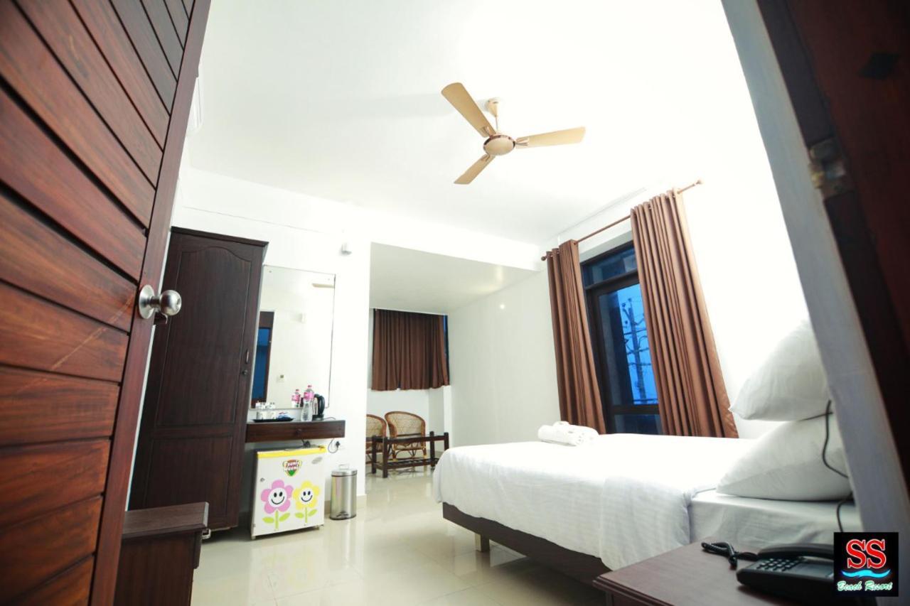 Ss Beach Resort Varkala Luaran gambar